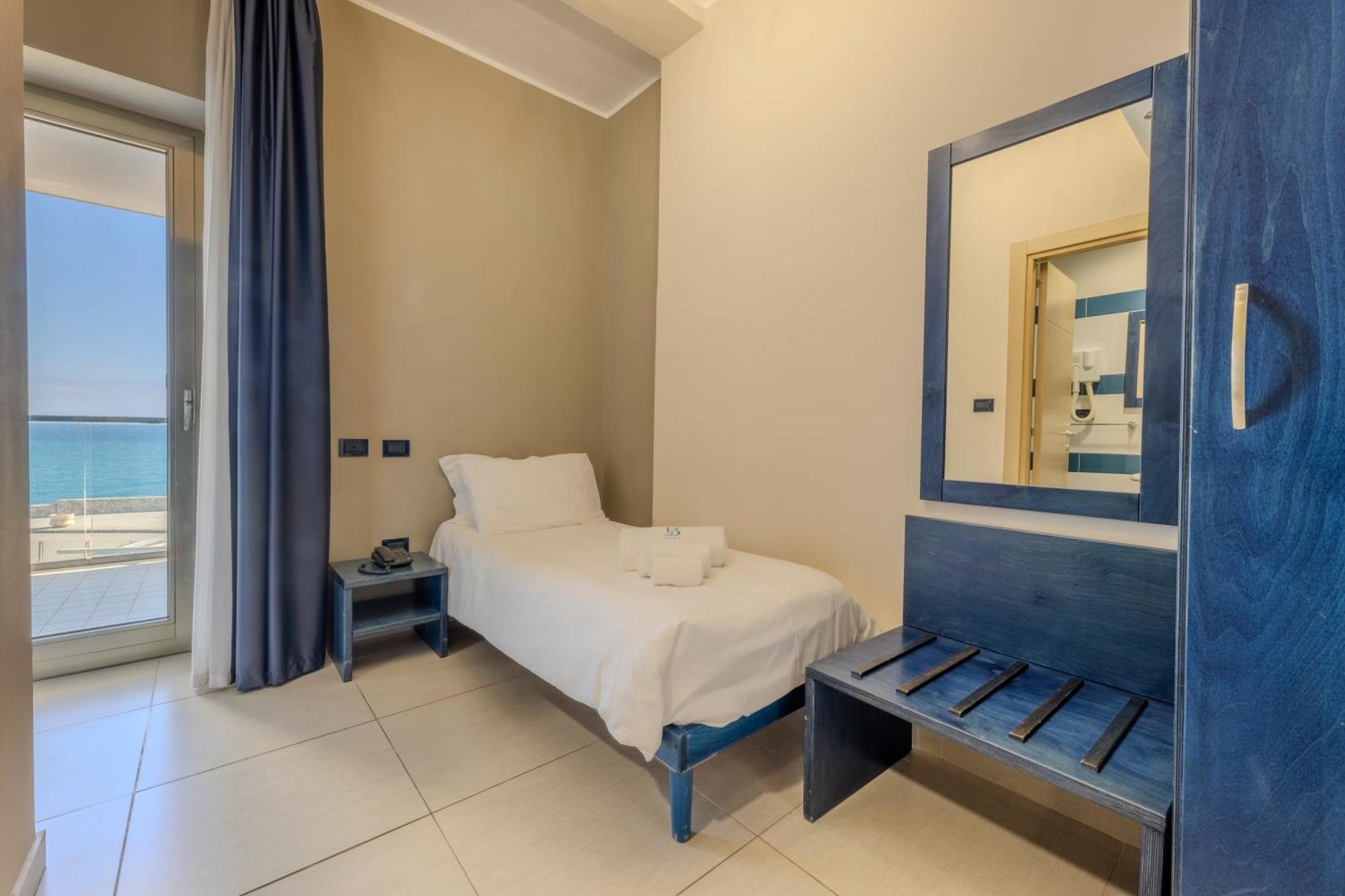 Hotel Belvedere Torre dell'Orso Værelse billede