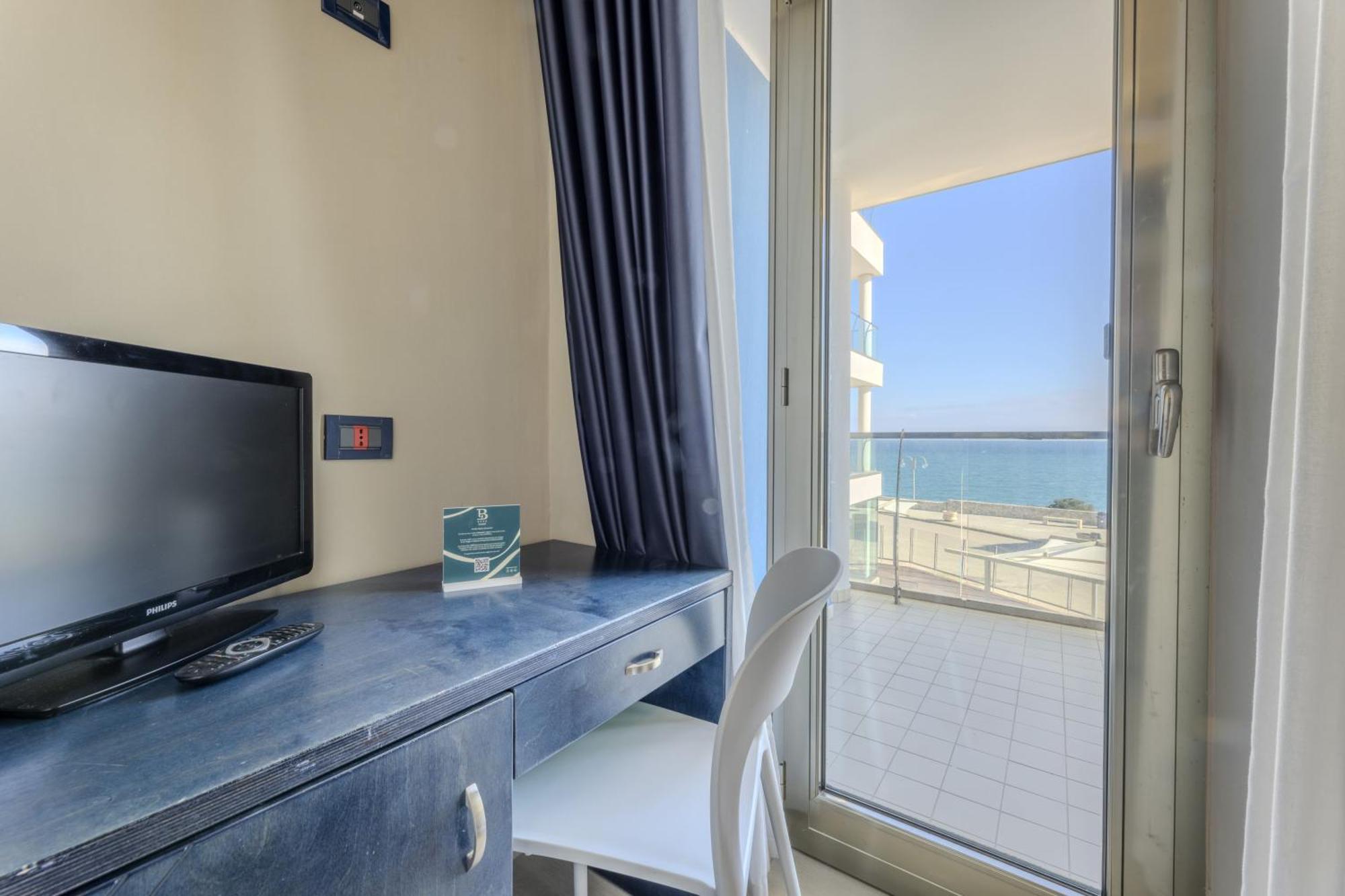 Hotel Belvedere Torre dell'Orso Værelse billede